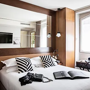**** Hotel Elysées, An Ihg Francia
